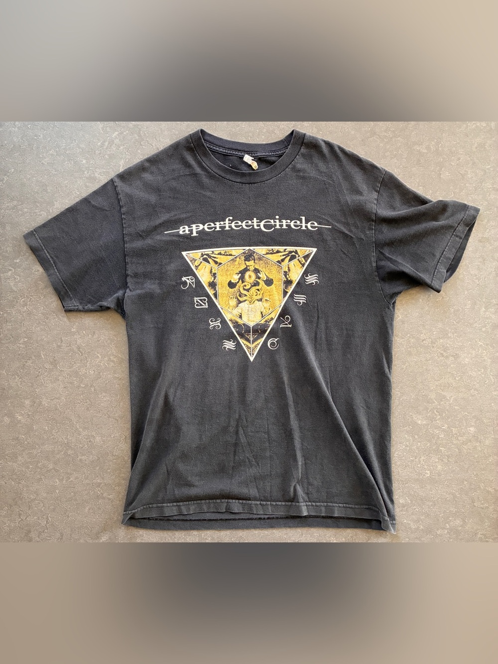 A Perfect Circle 2017 Tour Shirt | large